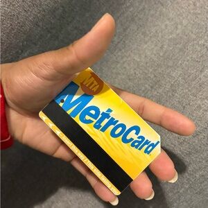 MTA MetroCard - Yellow & Blue Transit Card